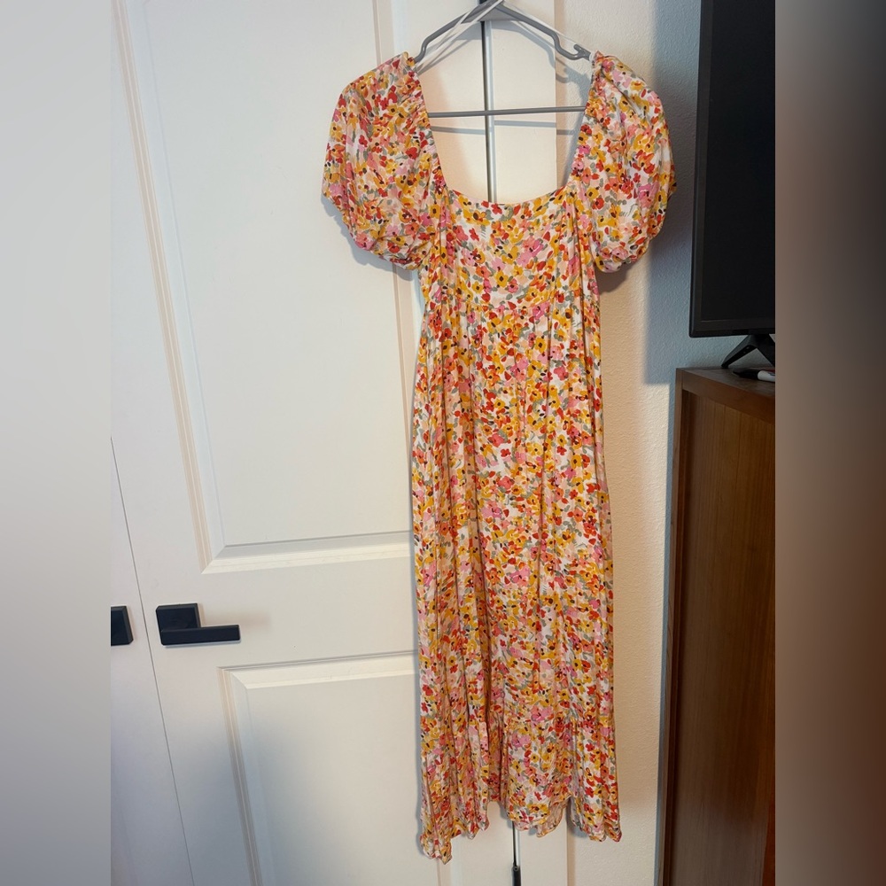 Floral Puff Sleeve Dress
